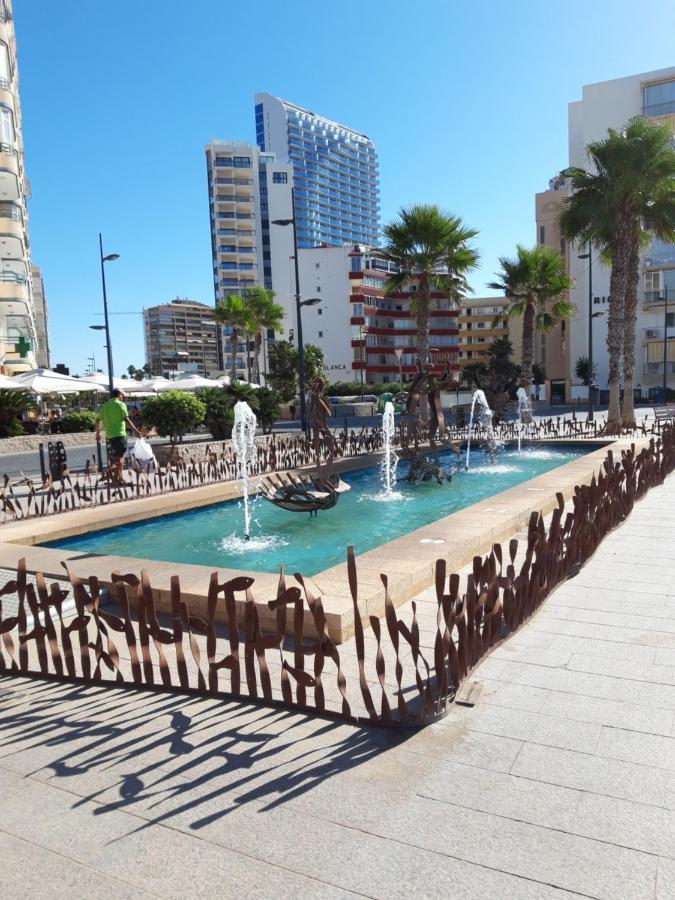 דירות קלפה Atico Centrico, 50M De La Playa, Vista Al Mar, Wifi Fibra, Gran Terraza מראה חיצוני תמונה