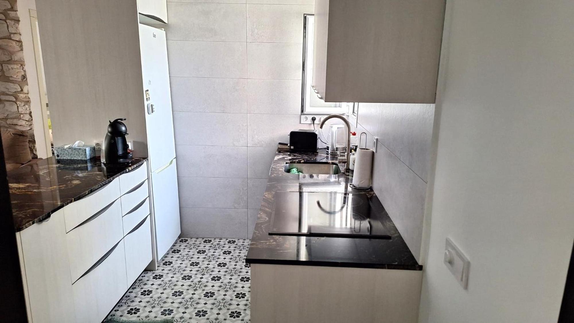דירות קלפה Atico Centrico, 50M De La Playa, Vista Al Mar, Wifi Fibra, Gran Terraza מראה חיצוני תמונה